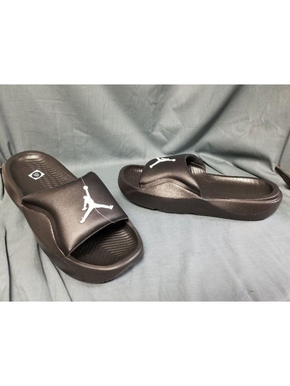 Jordan Franchise Slides Black White HF3263 001 Mens Size 10 NEW w/TAGS!